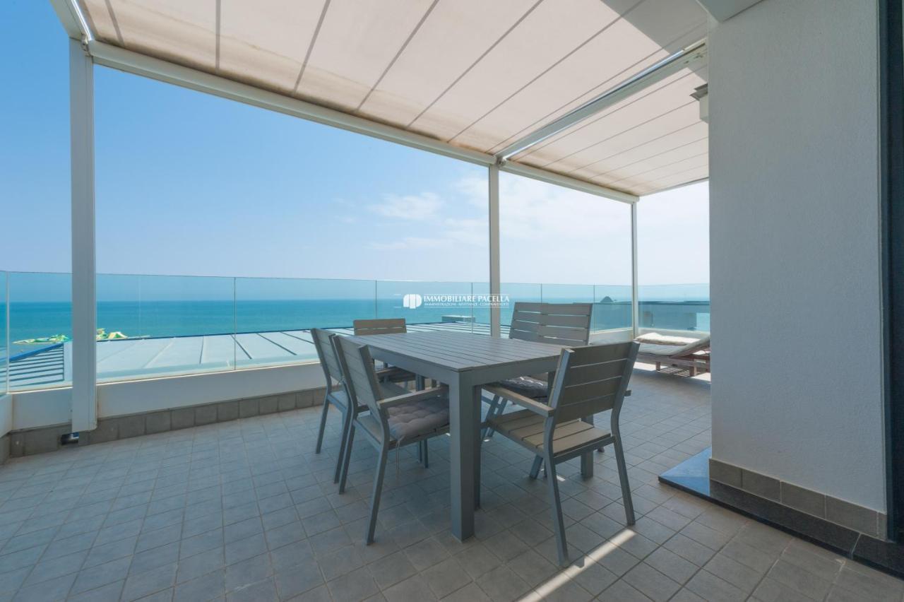 Residence Frontemar Immobiliare Pacella Lido di Jesolo Exterior photo
