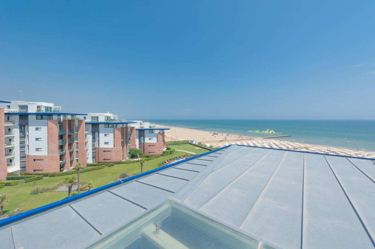 Residence Frontemar Immobiliare Pacella Lido di Jesolo Exterior photo