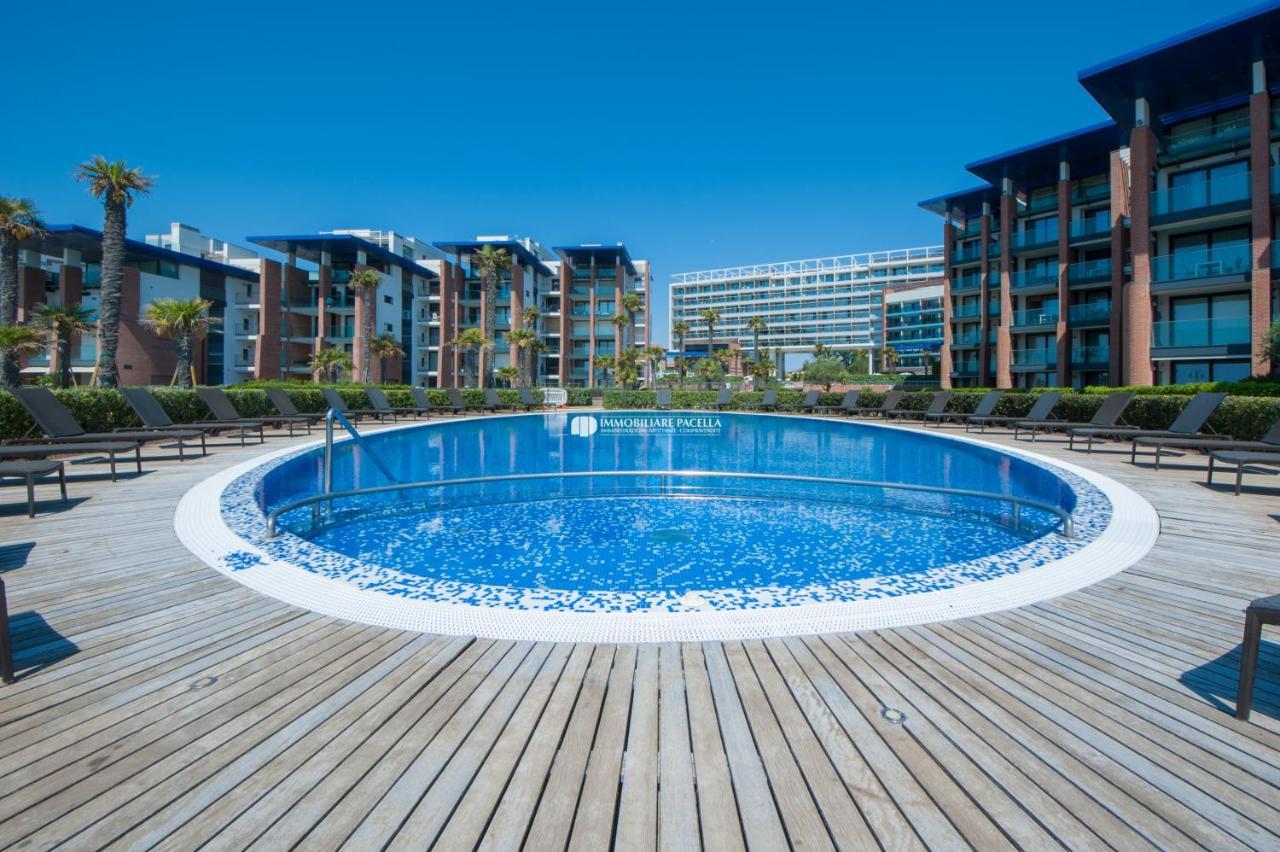 Residence Frontemar Immobiliare Pacella Lido di Jesolo Exterior photo